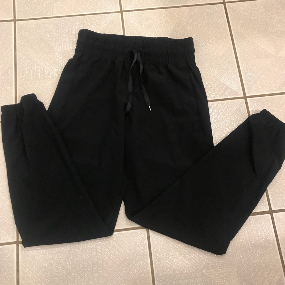 Black Zella size 6 lounge pants